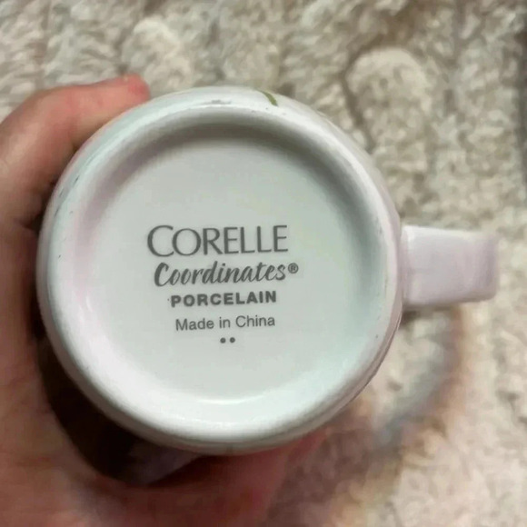 Corelle 'Kobe' Corning Coordinates Coffee Tea Mug Cup yellow flowers minimalist - Picture 3 of 3